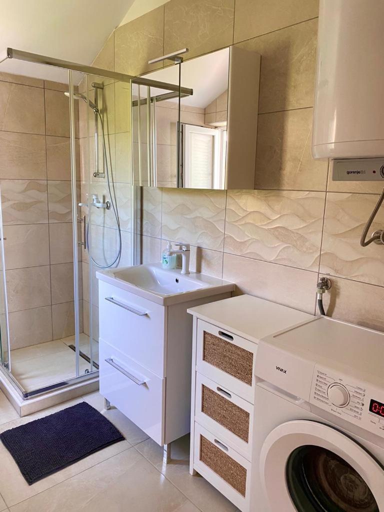 Apartment Prilaz Obali Dramalj Ngoại thất bức ảnh